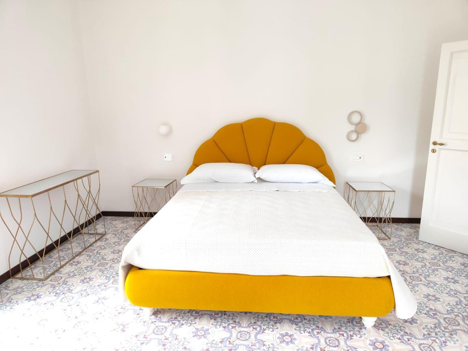 Casa Enzina Hotel Соренто Екстериор снимка