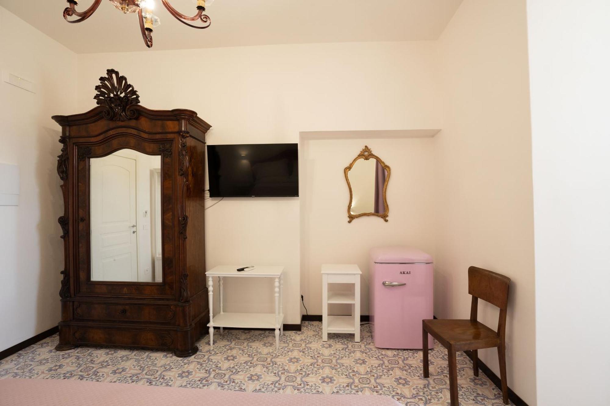 Casa Enzina Hotel Соренто Екстериор снимка